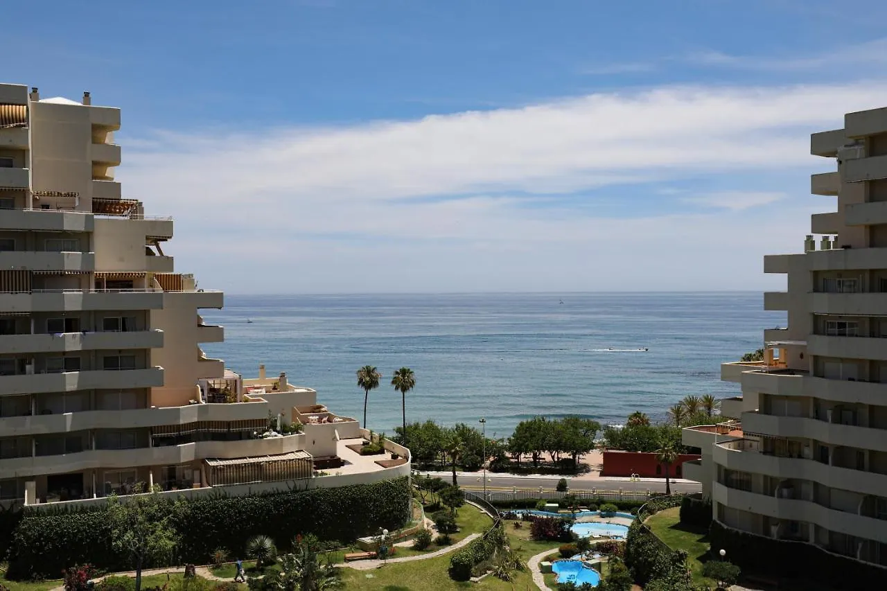 074 - Fabulous Sea View Apartment In Benal Beach Complex Benalmádena