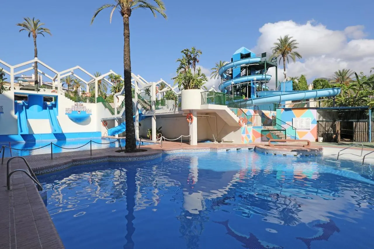 074 - Fabulous Sea View Apartment In Benal Beach Complex Benalmádena 0*,