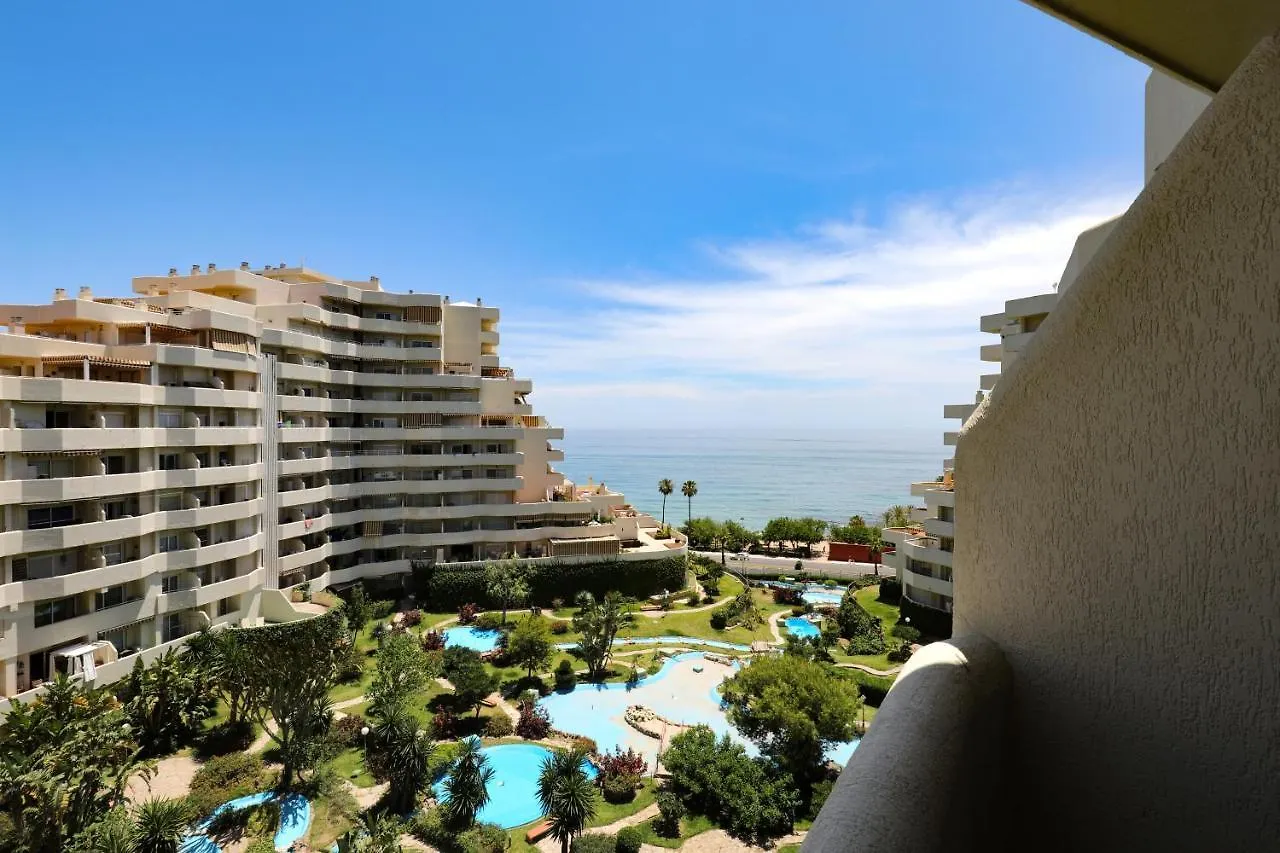 074 - Fabulous Sea View Apartment In Benal Beach Complex Benalmadena