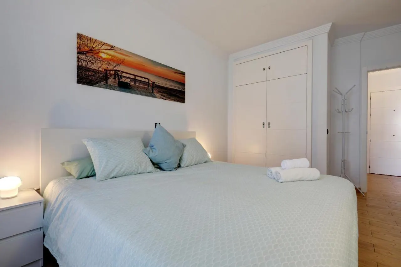 074 - Fabulous Sea View Apartment In Benal Beach Complex Benalmadena 0*,  Spain