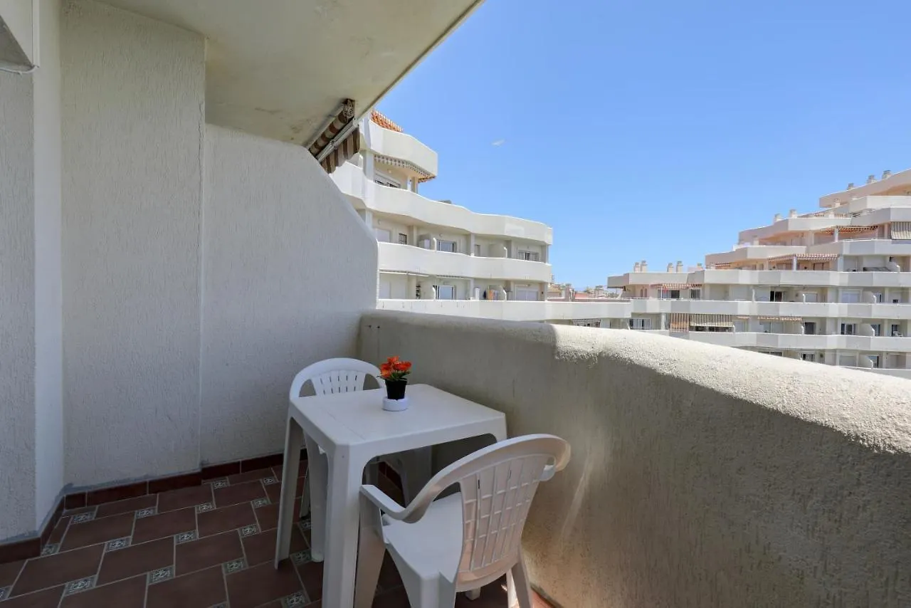 074 - Fabulous Sea View Apartment In Benal Beach Complex Benalmadena
