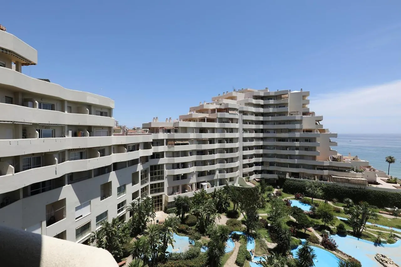074 - Fabulous Sea View Apartment In Benal Beach Complex Benalmadena
